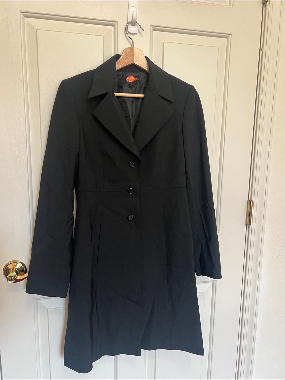 Tahari Black Women's Single-Breasted Trench Coat